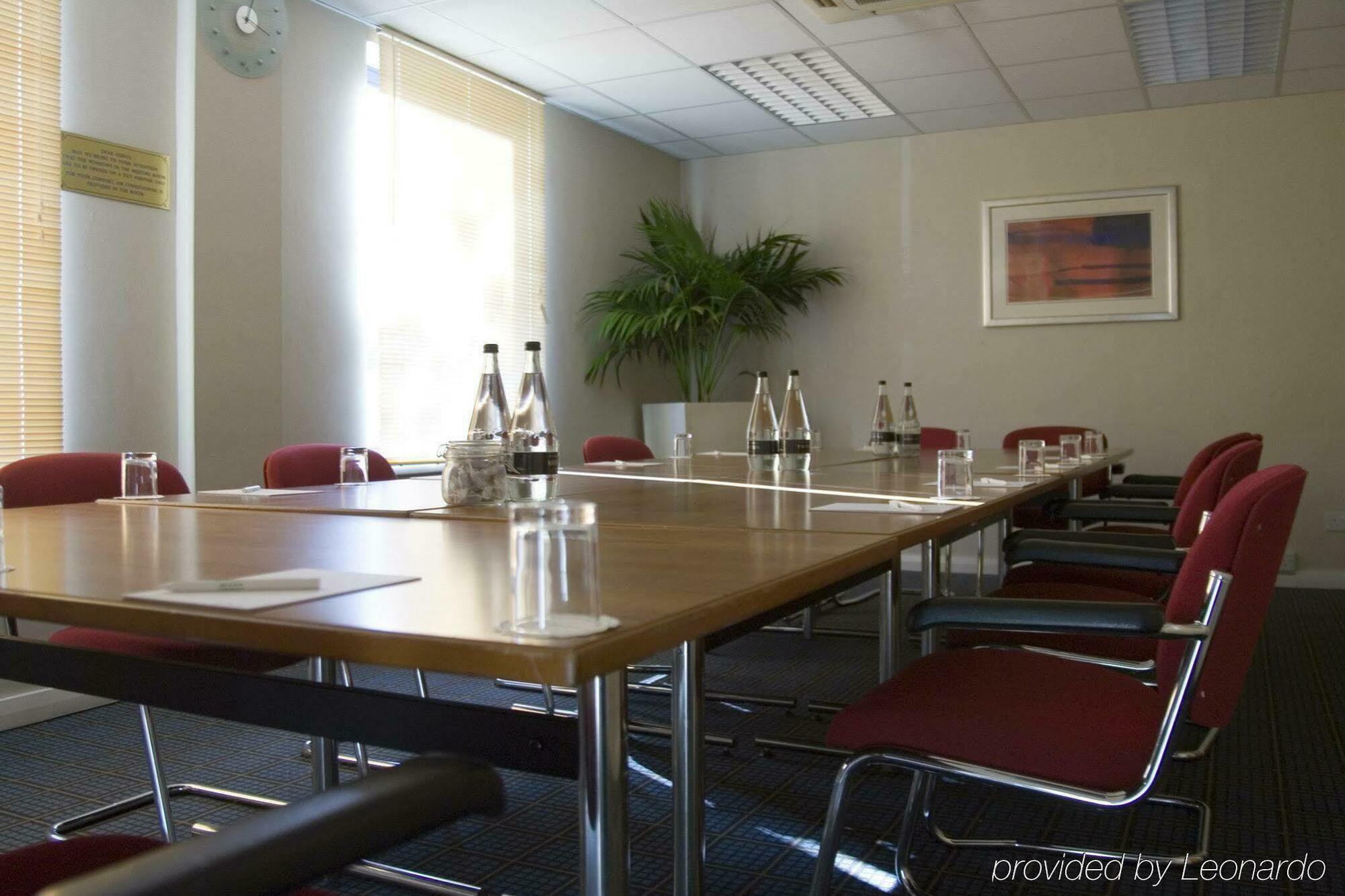 Holiday Inn Warrington By Ihg Facilități foto